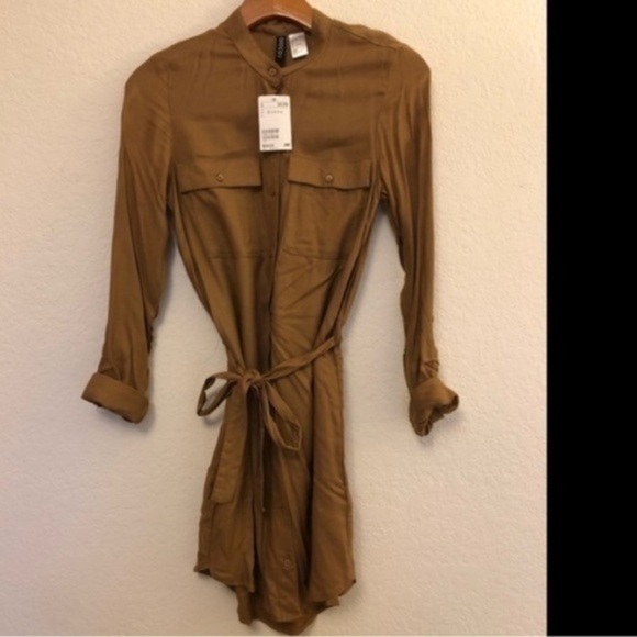 H& Dress - Picture 1 of 2